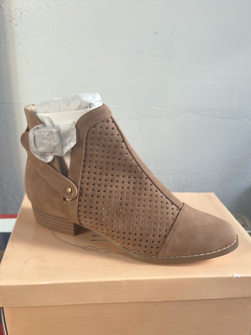 AMS "Escape-13" Ankle Boots, Sz 5.5